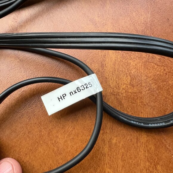 Genuine HP 65W AC Adapter Charger for HP Compaq nx6325 - Picture 3 of 5